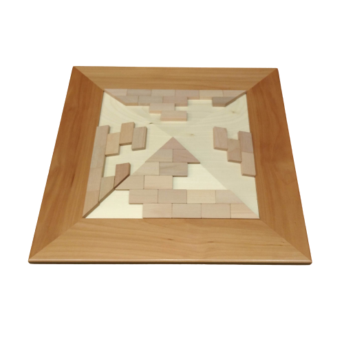 10523 A PYRAMI – Image 1