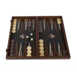 Backgammon en Bois Teinté au Design Minimaliste